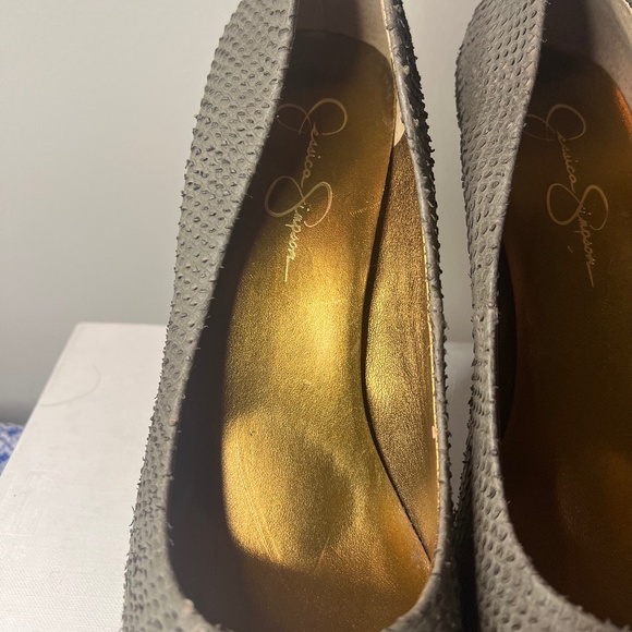 Jessica Simpson Greyish 10B - Picture 5 of 14